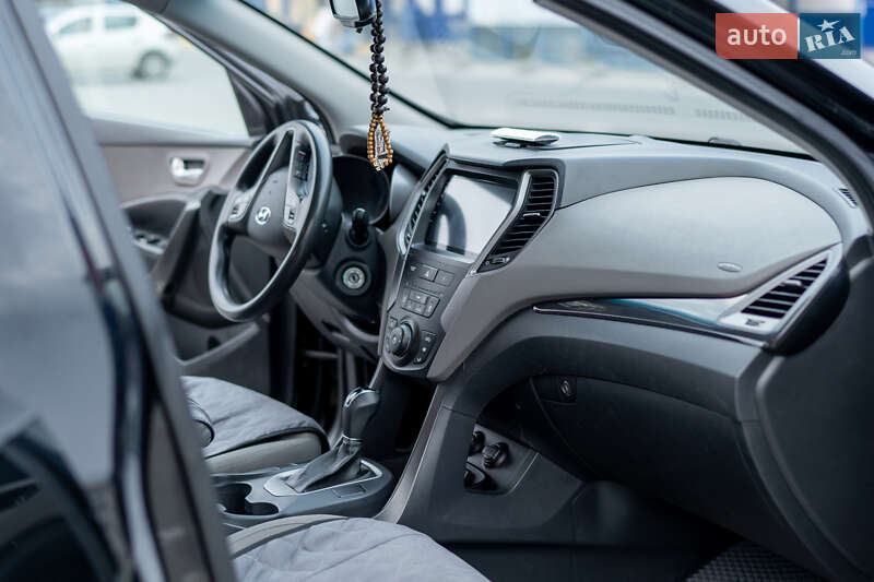Позашляховик / Кросовер Hyundai Santa FE 2012 в Вінниці