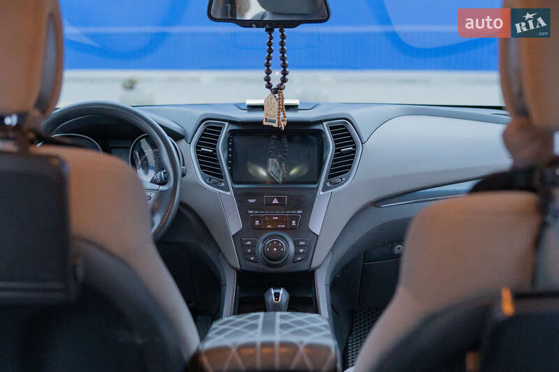 Позашляховик / Кросовер Hyundai Santa FE 2012 в Вінниці