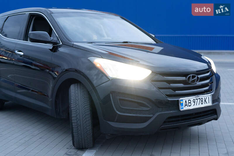 Позашляховик / Кросовер Hyundai Santa FE 2012 в Вінниці