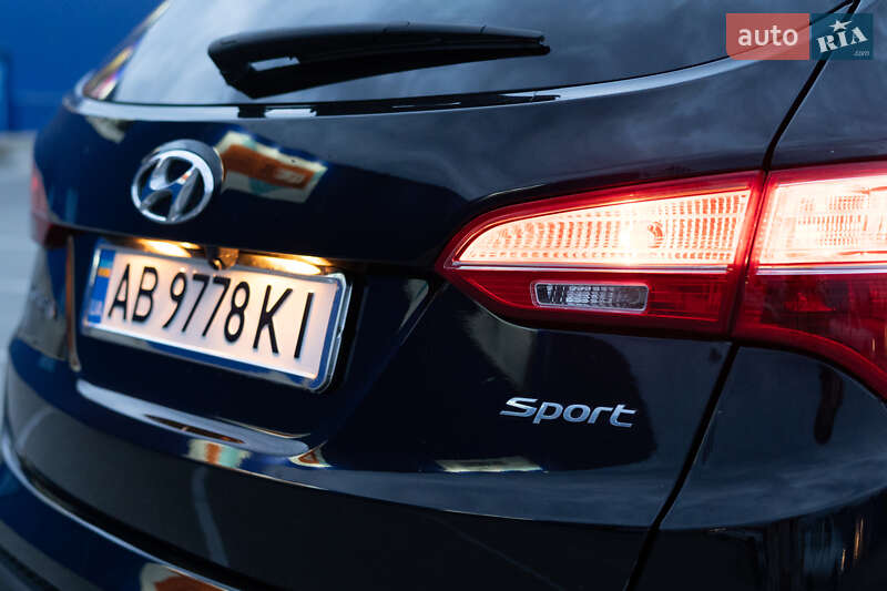 Позашляховик / Кросовер Hyundai Santa FE 2012 в Вінниці