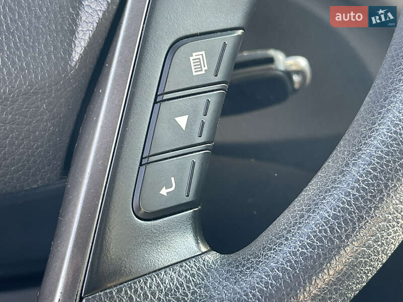 Внедорожник / Кроссовер Hyundai Santa FE 2017 в Мукачево