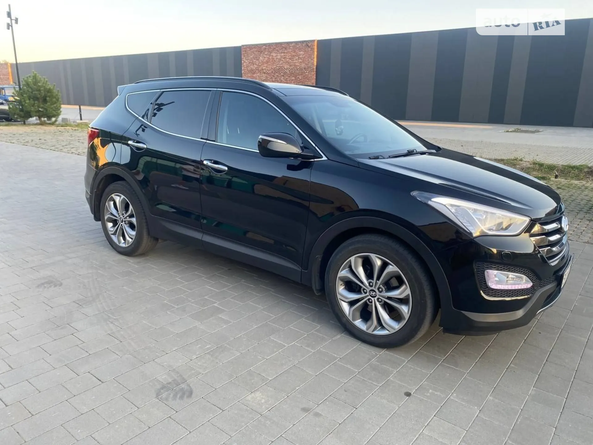 2012 Hyundai Santa Fe - мініатюра 31