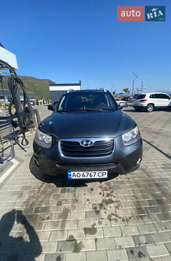 Позашляховик / Кросовер Hyundai Santa FE 2011 в Хусті