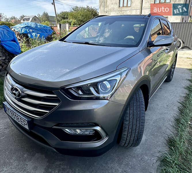 Позашляховик / Кросовер Hyundai Santa FE 2016 в Івано-Франківську