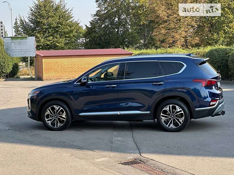 Внедорожник / Кроссовер Hyundai Santa FE 2020 в Тернополе