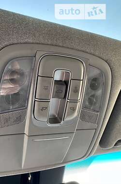 Внедорожник / Кроссовер Hyundai Santa FE 2020 в 