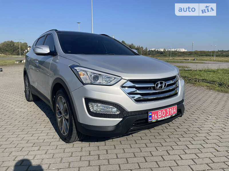 Позашляховик / Кросовер Hyundai Santa FE 2013 в Львові