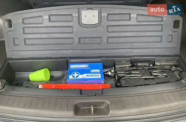 Внедорожник / Кроссовер Hyundai Santa FE 2010 в 