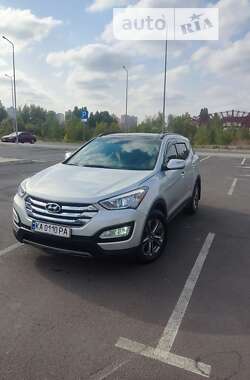 Внедорожник / Кроссовер Hyundai Santa FE 2015 в Киеве