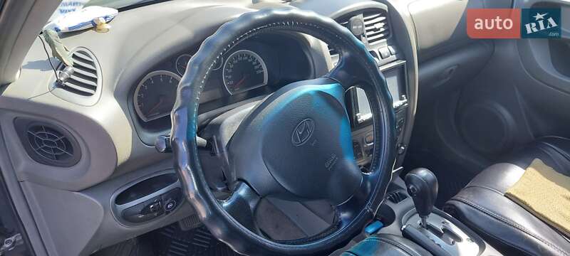 Внедорожник / Кроссовер Hyundai Santa FE 2005 в Киеве