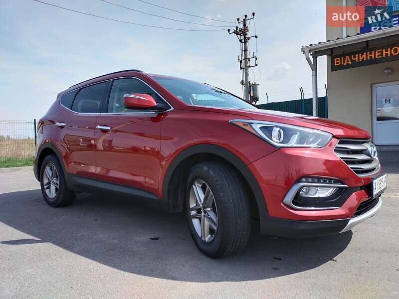 Внедорожник / Кроссовер Hyundai Santa FE 2016 в Бобрике