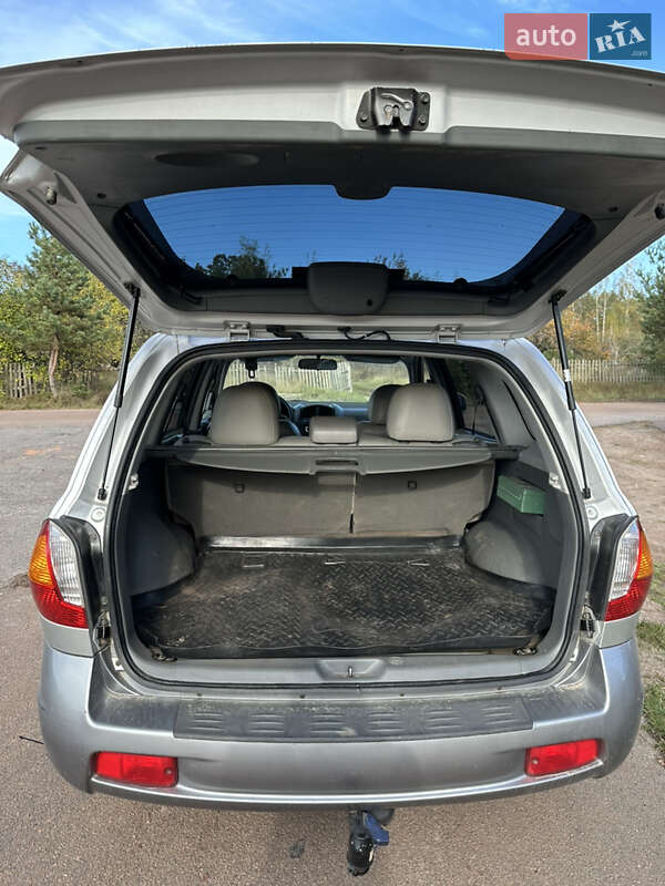Внедорожник / Кроссовер Hyundai Santa FE 2005 в Лугинах фото 5 Внедорожник / Кроссовер Hyundai Santa FE 2005 в Лугинах