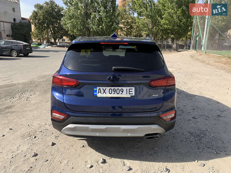 Внедорожник / Кроссовер Hyundai Santa FE 2019 в Харькове