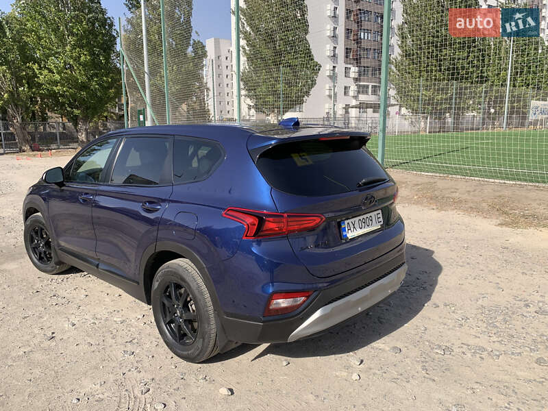 Внедорожник / Кроссовер Hyundai Santa FE 2019 в Харькове