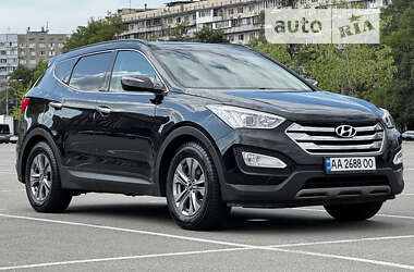 Внедорожник / Кроссовер Hyundai Santa FE 2015 в Киеве