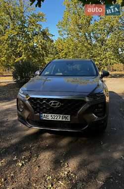 Внедорожник / Кроссовер Hyundai Santa FE 2019 в Днепре