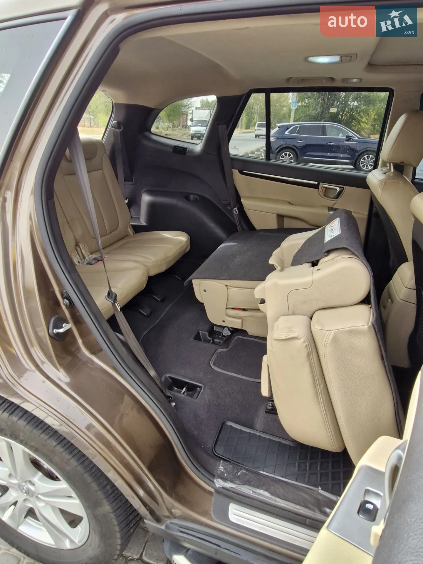 2011 Hyundai Santa Fe - мініатюра 25