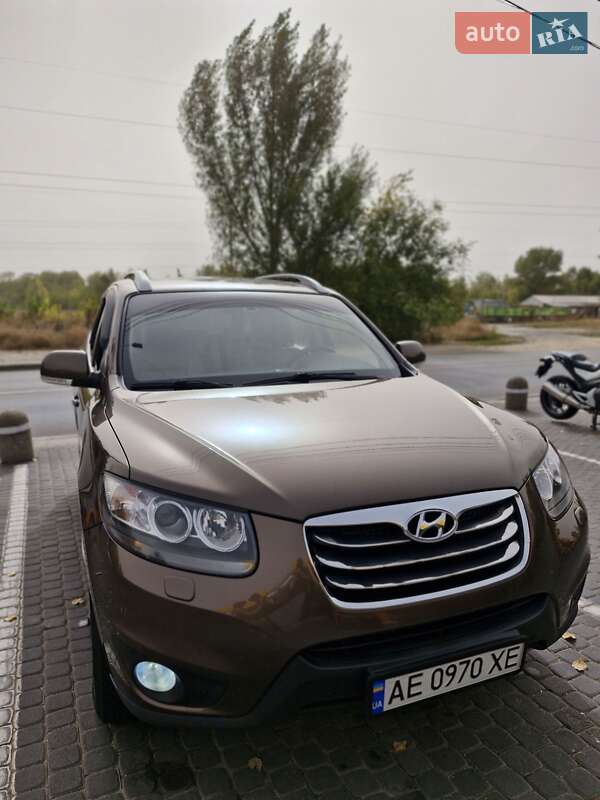 Позашляховик / Кросовер Hyundai Santa FE 2011 в Кам'янському