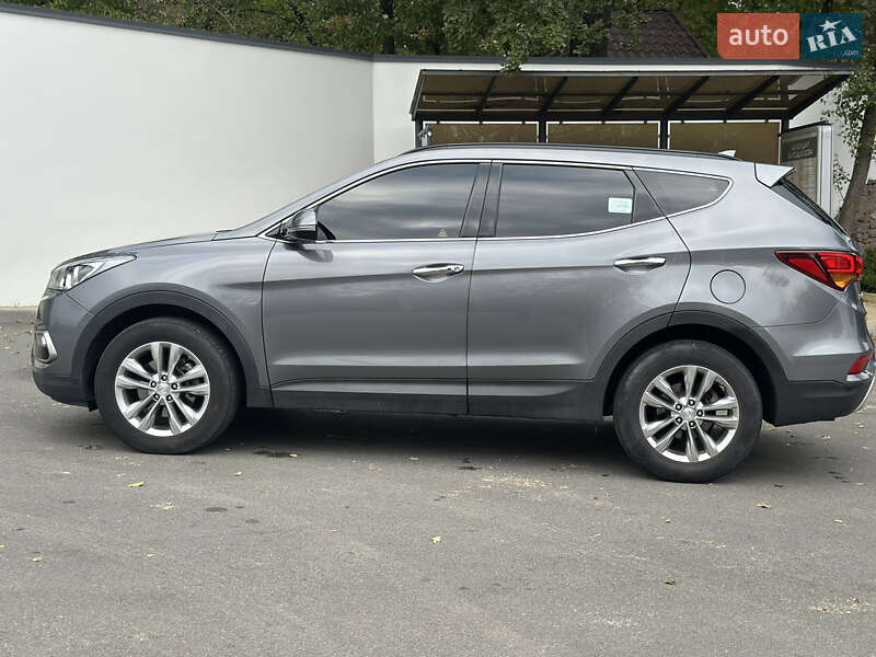 Позашляховик / Кросовер Hyundai Santa FE 2015 в Києві