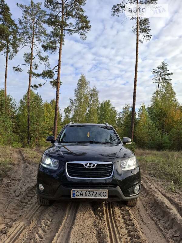 Внедорожник / Кроссовер Hyundai Santa FE 2011 в Черкассах