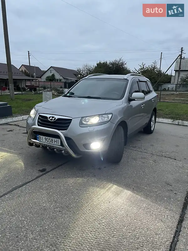 Hyundai Santa FE