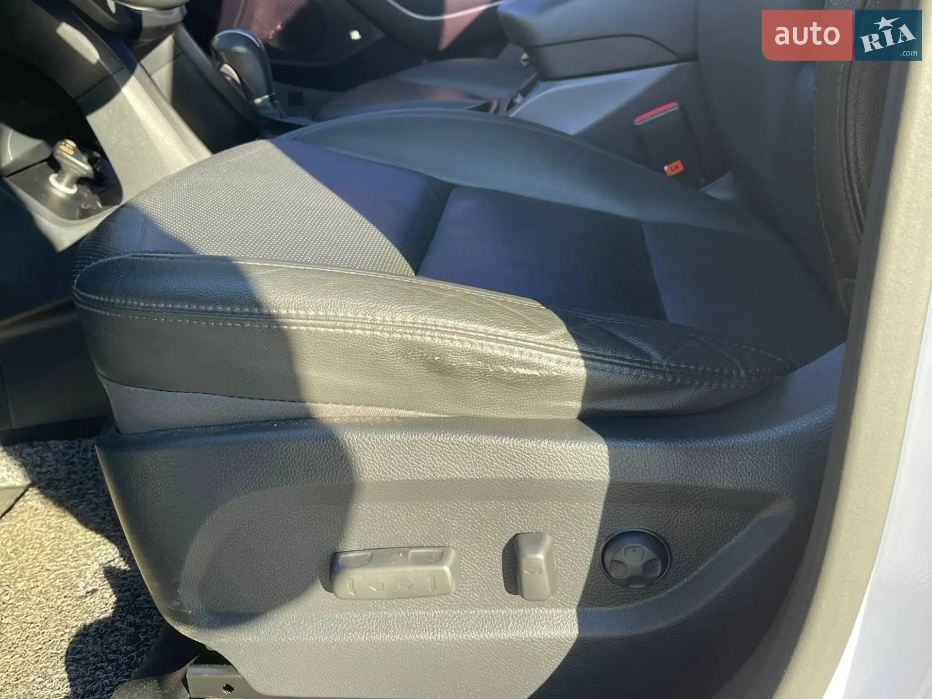 2016 Hyundai Santa Fe - мініатюра 16