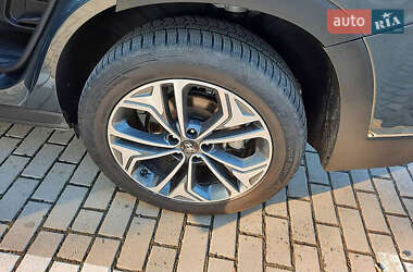 Внедорожник / Кроссовер Hyundai Santa FE 2020 в Ивано-Франковске