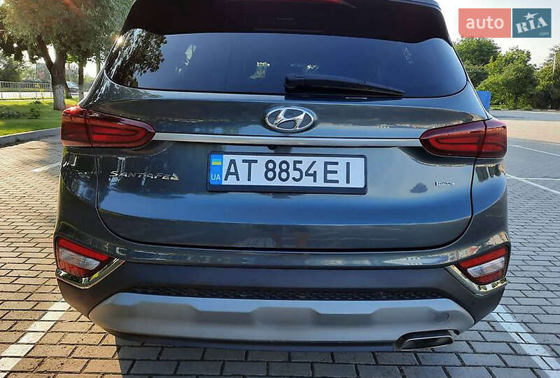 Внедорожник / Кроссовер Hyundai Santa FE 2020 в Ивано-Франковске