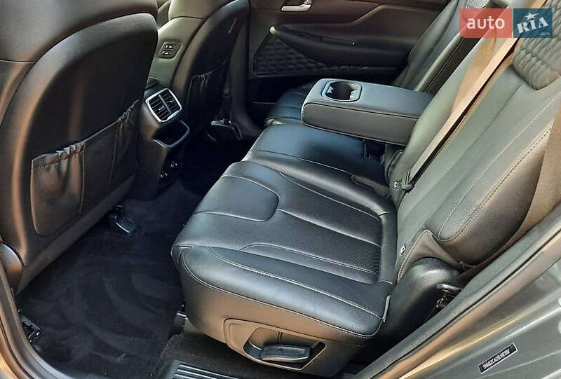Внедорожник / Кроссовер Hyundai Santa FE 2020 в Ивано-Франковске