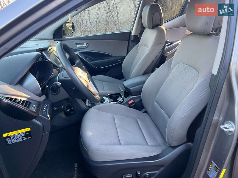 Внедорожник / Кроссовер Hyundai Santa FE 2017 в Борисполе