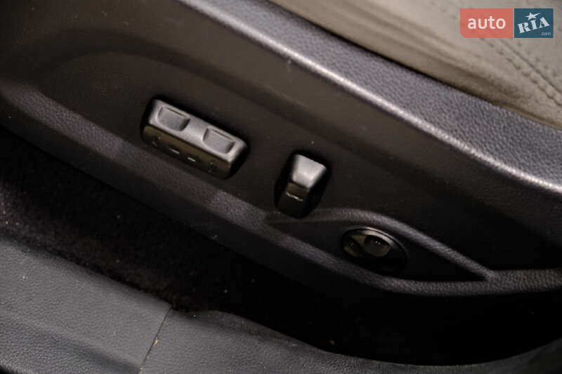 Внедорожник / Кроссовер Hyundai Santa FE 2019 в Одессе