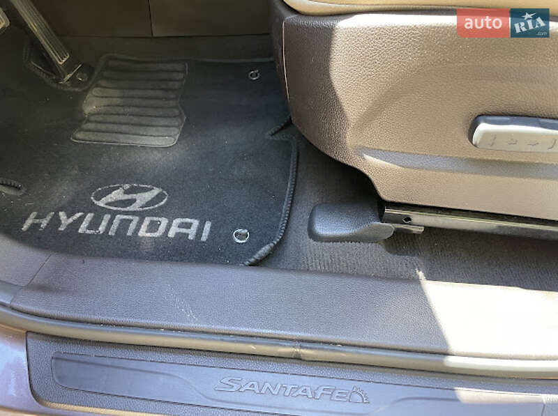 Позашляховик / Кросовер Hyundai Santa FE 2015 в Тетієві