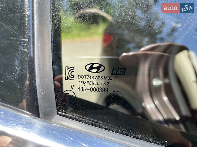 Позашляховик / Кросовер Hyundai Santa FE 2015 в Тетієві