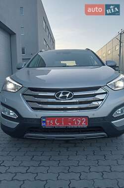 Позашляховик / Кросовер Hyundai Santa FE 2015 в Львові