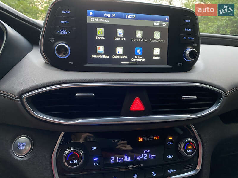 Позашляховик / Кросовер Hyundai Santa FE 2019 в Дніпрі