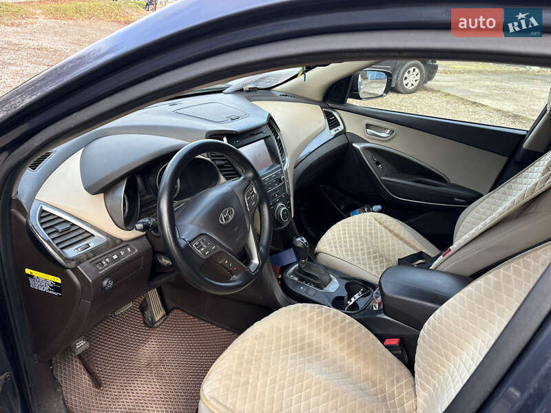 Внедорожник / Кроссовер Hyundai Santa FE 2017 в Кицмани фото 13 Внедорожник / Кроссовер Hyundai Santa FE 2017 в Кицмани
