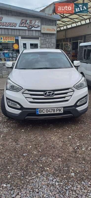 Позашляховик / Кросовер Hyundai Santa FE 2012 в Винниках