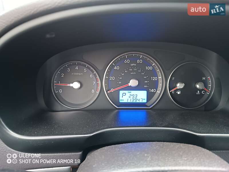 Внедорожник / Кроссовер Hyundai Santa FE 2011 в Буче