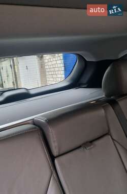 Внедорожник / Кроссовер Hyundai Santa FE 2015 в 
