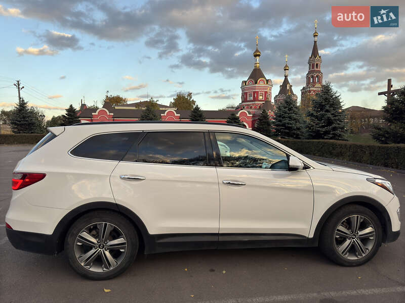 Внедорожник / Кроссовер Hyundai Santa FE 2014 в Днепре