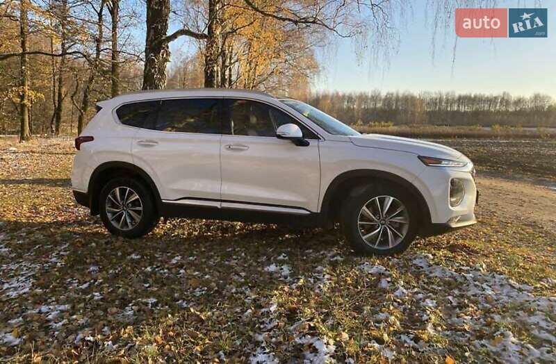Внедорожник / Кроссовер Hyundai Santa FE 2019 в Киеве