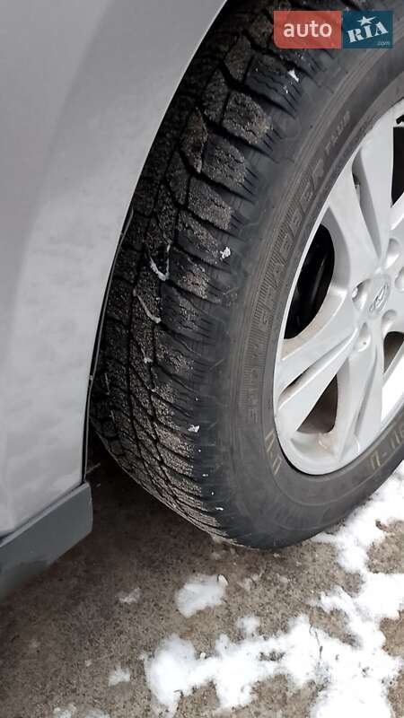 Позашляховик / Кросовер Hyundai Santa FE 2010 в Сарнах фото 22 Позашляховик / Кросовер Hyundai Santa FE 2010 в Сарнах