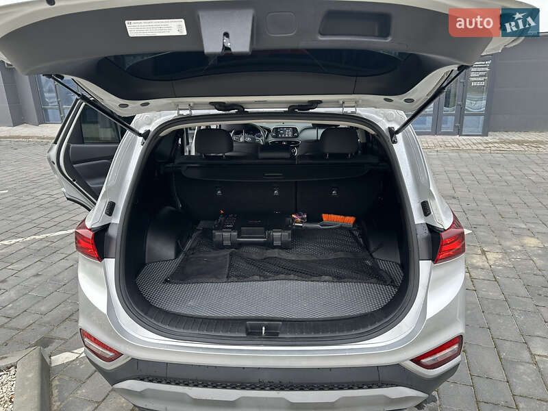 Позашляховик / Кросовер Hyundai Santa FE 2019 в Трускавці