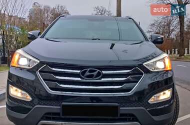 Внедорожник / Кроссовер Hyundai Santa FE 2013 в 