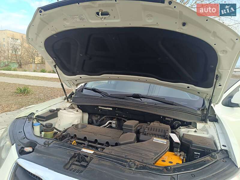 Внедорожник / Кроссовер Hyundai Santa FE 2010 в Белгороде-Днестровском