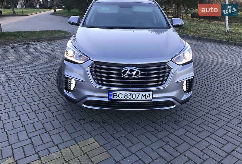 Позашляховик / Кросовер Hyundai Santa FE 2016 в Львові