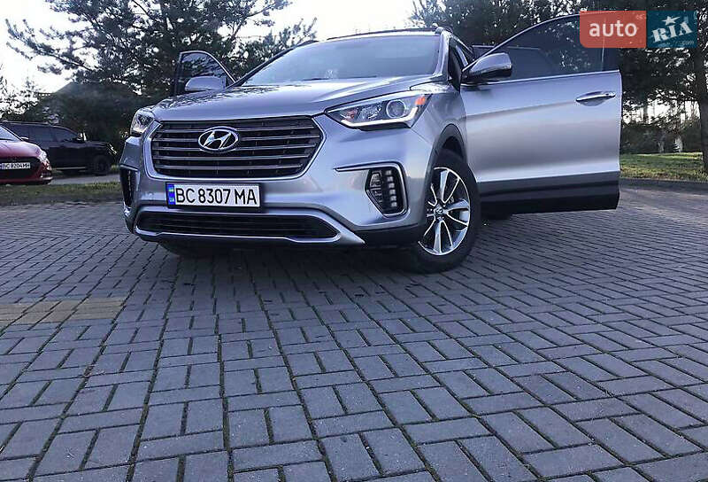 Позашляховик / Кросовер Hyundai Santa FE 2016 в Львові