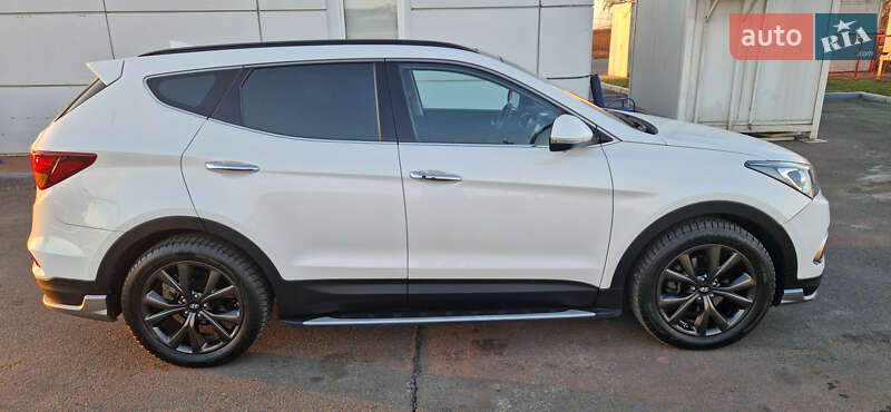Позашляховик / Кросовер Hyundai Santa FE 2015 в Коблевому