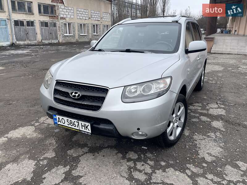 Внедорожник / Кроссовер Hyundai Santa FE 2007 в 