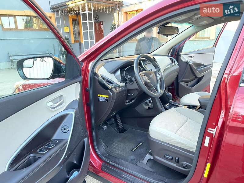 Позашляховик / Кросовер Hyundai Santa FE 2017 в Івано-Франківську